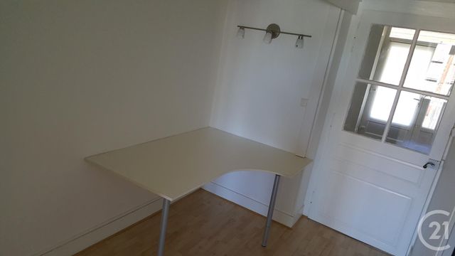 Appartement F1 à louer - 1 pièce - 52.73 m2 - LONS LE SAUNIER - 39 - FRANCHE-COMTE - Century 21 L'Immobilier Des Thermes Appartement F1 à louer - 1 pièce - 52.73 m2 - LONS LE SAUNIER - 39 - FRANCHE-COMTE - Century 21 L'Immobilier Des Thermes