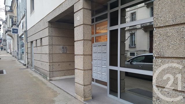 Appartement à louer - 2 pièces - 36.05 m2 - LONS LE SAUNIER - 39 - FRANCHE-COMTE - Century 21 Avenir Immobilier