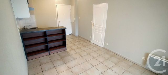 Appartement à louer - 2 pièces - 35.28 m2 - LONS LE SAUNIER - 39 - FRANCHE-COMTE - Century 21 Avenir Immobilier
