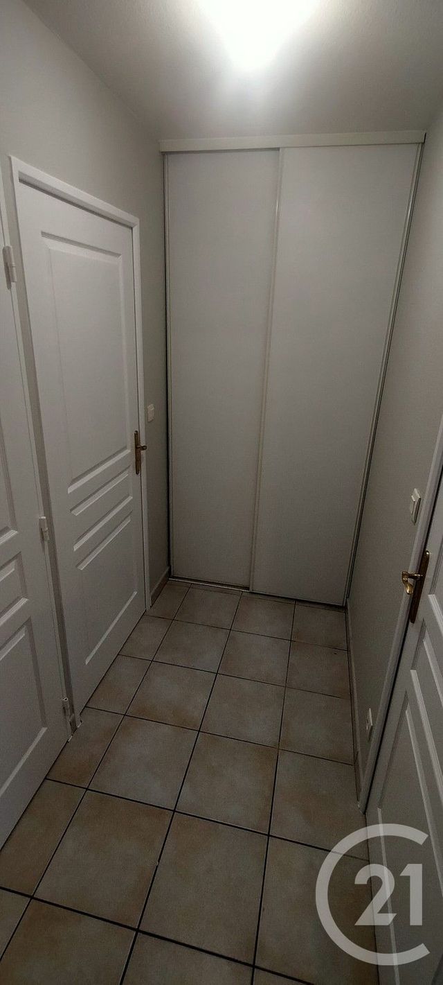 Appartement à louer - 2 pièces - 35.28 m2 - LONS LE SAUNIER - 39 - FRANCHE-COMTE - Century 21 Avenir Immobilier
