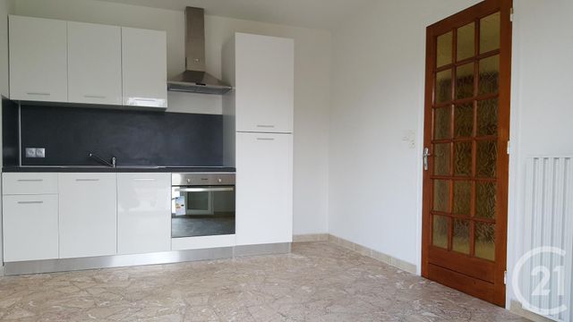 Afficher la photo en grand maison à louer - 5 pièces - 112.15 m2 - MACORNAY - 39 - FRANCHE-COMTE - Century 21 Avenir Immobilier