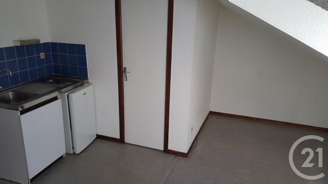 Afficher la photo en grand Studio à louer - 1 pièce - 16.7 m2 - LONS LE SAUNIER - 39 - FRANCHE-COMTE - Century 21 L'Immobilier Des Thermes