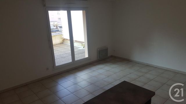 Appartement à louer - 2 pièces - 48.02 m2 - LONS LE SAUNIER - 39 - FRANCHE-COMTE - Century 21 Avenir Immobilier