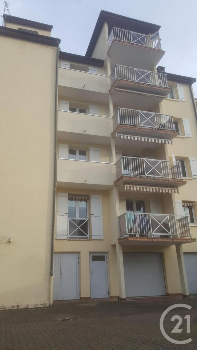 Afficher la photo en grand appartement à louer - 4 pièces - 65.45 m2 - LONS LE SAUNIER - 39 - FRANCHE-COMTE - Century 21 L'Immobilier Des Thermes
