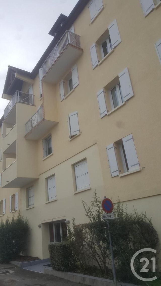 Afficher la photo en grand appartement à louer - 4 pièces - 65.45 m2 - LONS LE SAUNIER - 39 - FRANCHE-COMTE - Century 21 L'Immobilier Des Thermes
