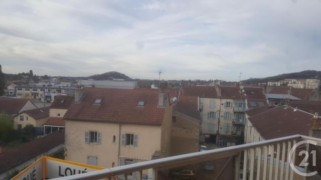 Afficher la photo en grand appartement à louer - 4 pièces - 65.45 m2 - LONS LE SAUNIER - 39 - FRANCHE-COMTE - Century 21 L'Immobilier Des Thermes