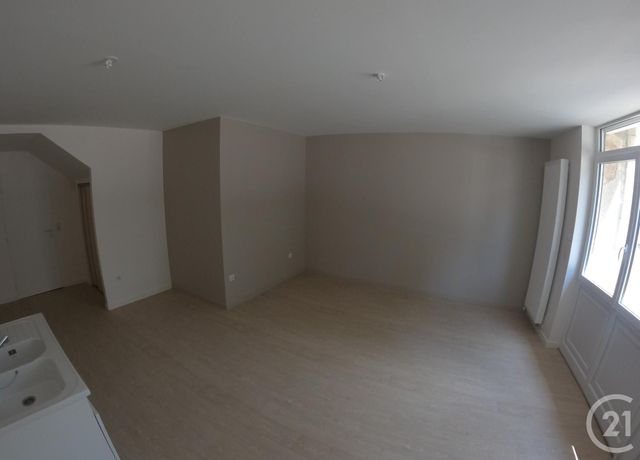 appartement à louer - 2 pièces - 57.44 m2 - LONS LE SAUNIER - 39 - FRANCHE-COMTE - Century 21 L'Immobilier Des Thermes appartement à louer - 2 pièces - 57.44 m2 - LONS LE SAUNIER - 39 - FRANCHE-COMTE - Century 21 L'Immobilier Des Thermes