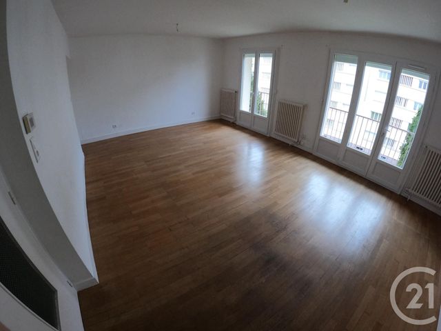 appartement à louer - 4 pièces - 88.02 m2 - LONS LE SAUNIER - 39 - FRANCHE-COMTE - Century 21 L'Immobilier Des Thermes