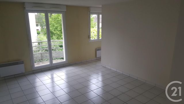 Appartement à louer - 3 pièces - 54.58 m2 - MONTMOROT - 39 - FRANCHE-COMTE - Century 21 Avenir Immobilier