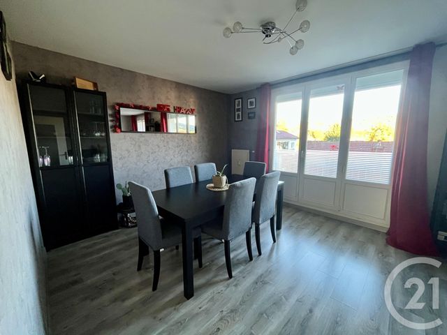 Appartement T4 à vendre - 4 pièces - 67.0 m2 - LONS LE SAUNIER - 39 - FRANCHE-COMTE - Century 21 Avenir Immobilier