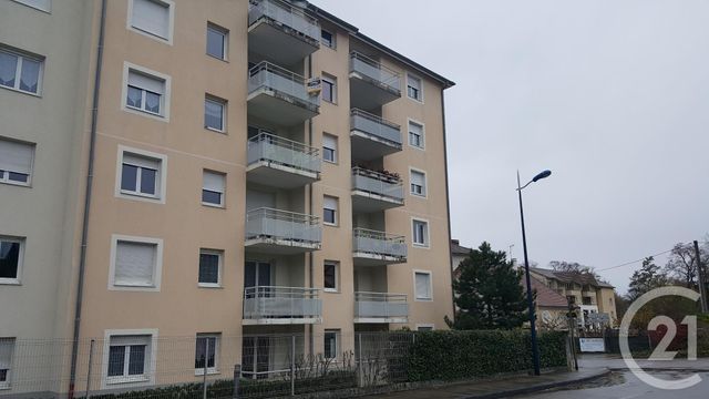 appartement à louer - 3 pièces - 60.46 m2 - LONS LE SAUNIER - 39 - FRANCHE-COMTE - Century 21 L'Immobilier Des Thermes