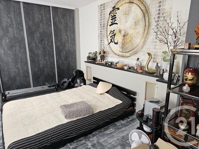 Appartement T3 à vendre - 5 pièces - 72.51 m2 - LONS LE SAUNIER - 39 - FRANCHE-COMTE - Century 21 Avenir Immobilier