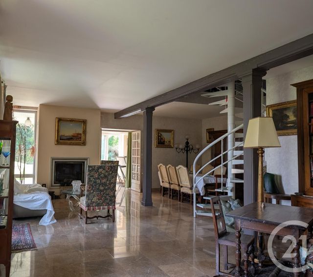 maison à vendre - 8 pièces - 212.64 m2 - LONS LE SAUNIER - 39 - FRANCHE-COMTE - Century 21 Avenir Immobilier