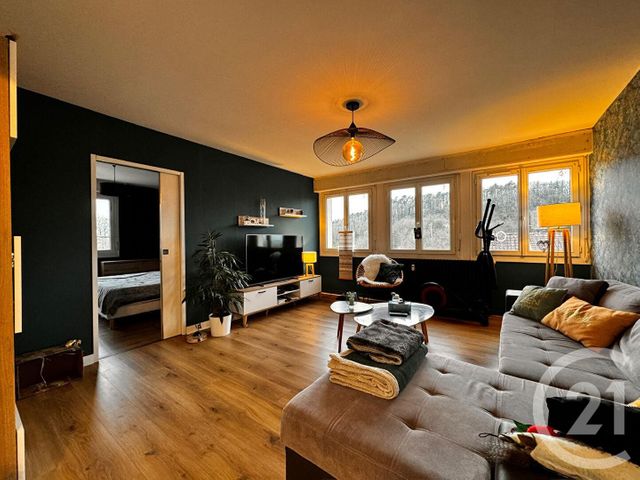 Appartement à louer - 5 pièces - 113.54 m2 - LONS LE SAUNIER - 39 - FRANCHE-COMTE - Century 21 Avenir Immobilier