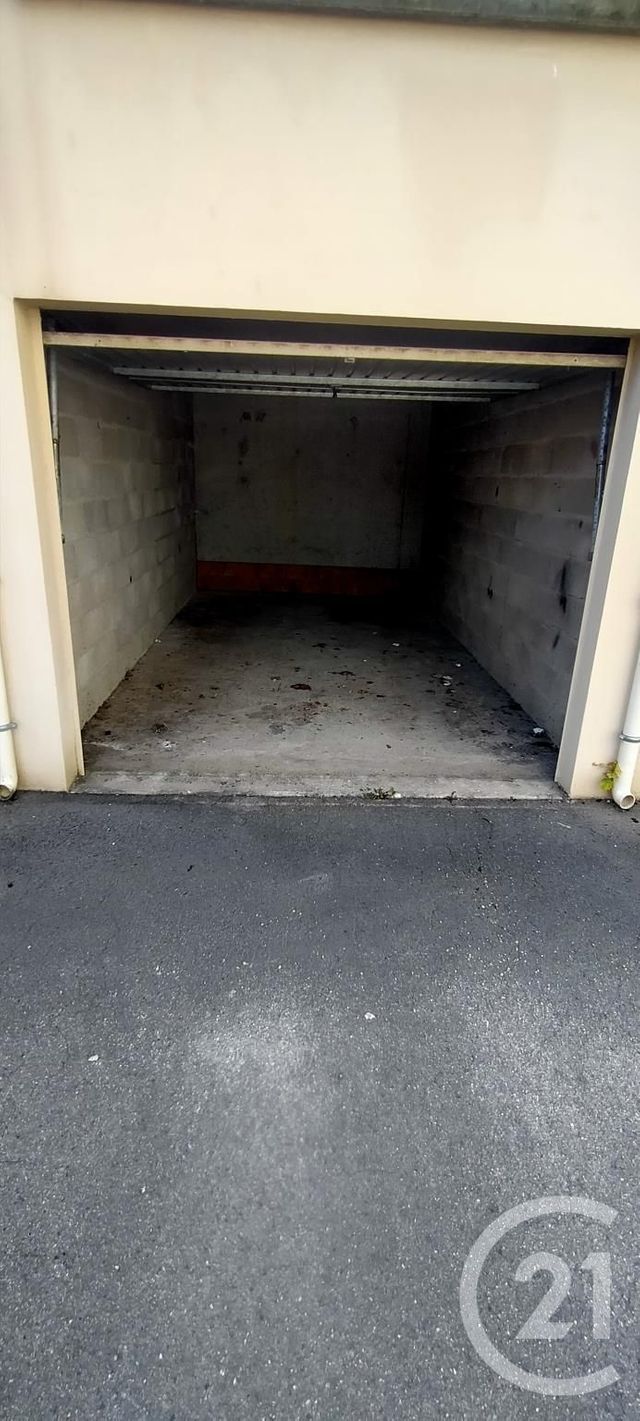 Appartement à louer - 5 pièces - 103.53 m2 - LONS LE SAUNIER - 39 - FRANCHE-COMTE - Century 21 Avenir Immobilier