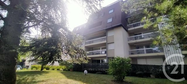 Appartement à louer - 5 pièces - 103.53 m2 - LONS LE SAUNIER - 39 - FRANCHE-COMTE - Century 21 Avenir Immobilier