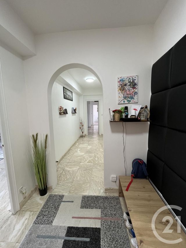 Appartement T4 à vendre - 4 pièces - 113.0 m2 - LONS LE SAUNIER - 39 - FRANCHE-COMTE - Century 21 Avenir Immobilier