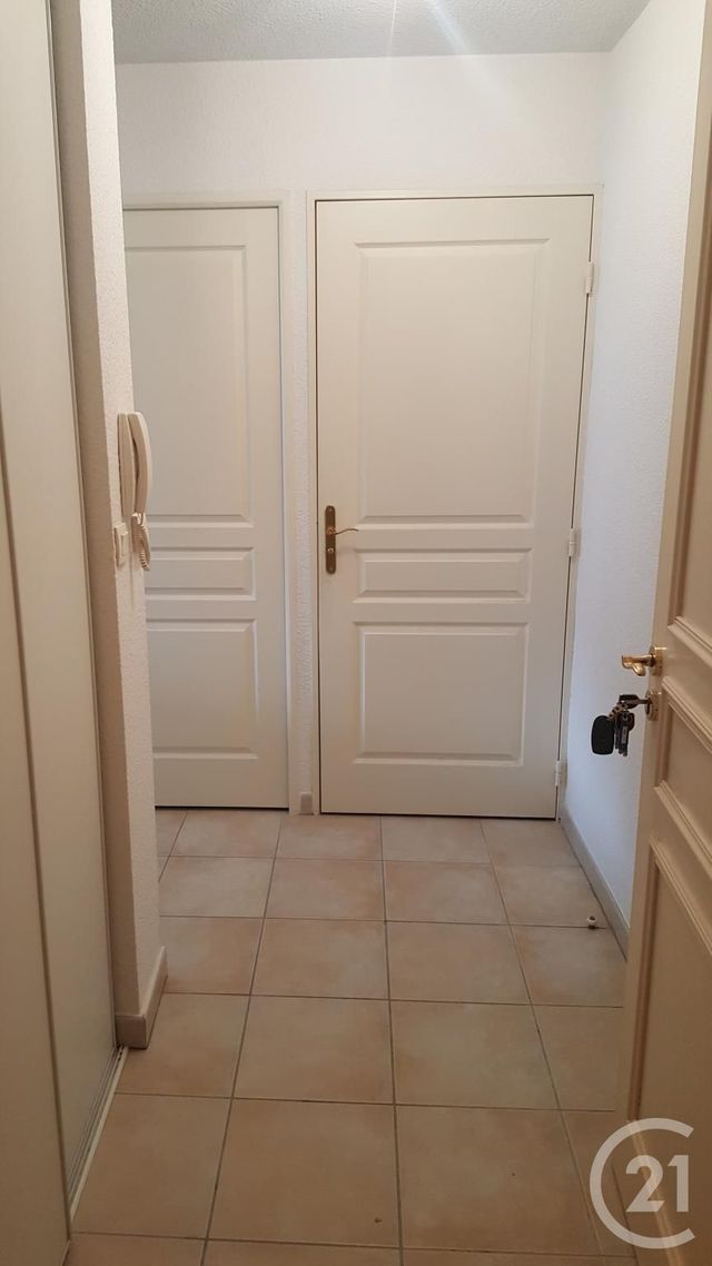 Appartement à louer - 3 pièces - 57.01 m2 - LONS LE SAUNIER - 39 - FRANCHE-COMTE - Century 21 Avenir Immobilier