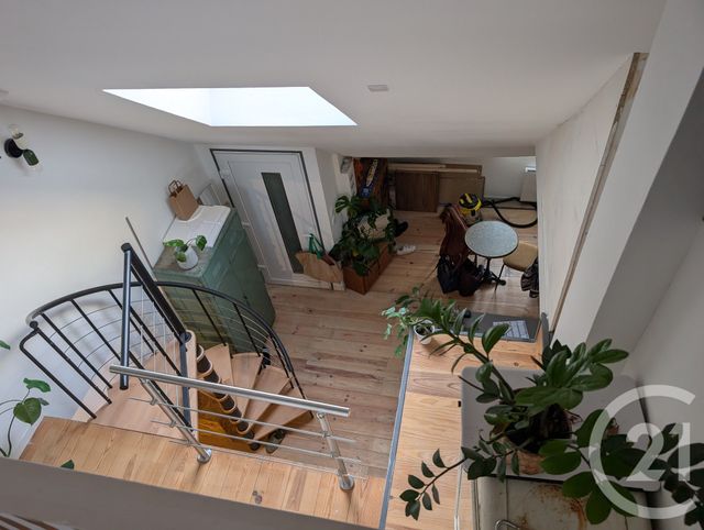 Appartement Atelier d'artiste à vendre - 2 pièces - 66.51 m2 - LONS LE SAUNIER - 39 - FRANCHE-COMTE - Century 21 Avenir Immobilier