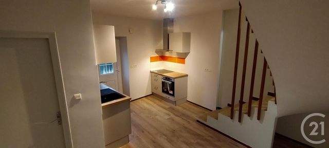 maison à louer - 3 pièces - 85.0 m2 - MESSIA SUR SORNE - 39 - FRANCHE-COMTE - Century 21 Avenir Immobilier