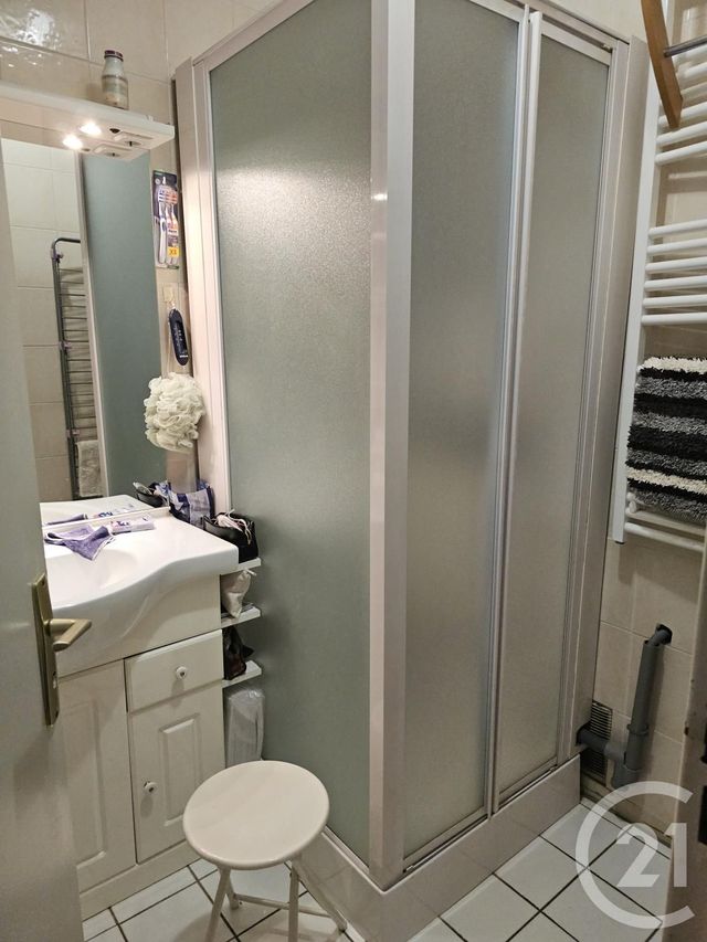 Appartement T4 à vendre - 4 pièces - 84.0 m2 - LONS LE SAUNIER - 39 - FRANCHE-COMTE - Century 21 Avenir Immobilier