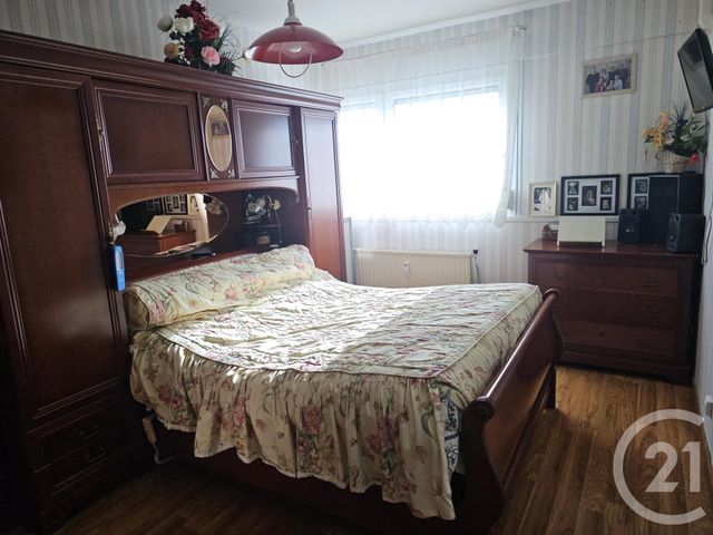 Appartement T4 à vendre - 4 pièces - 84.0 m2 - LONS LE SAUNIER - 39 - FRANCHE-COMTE - Century 21 Avenir Immobilier