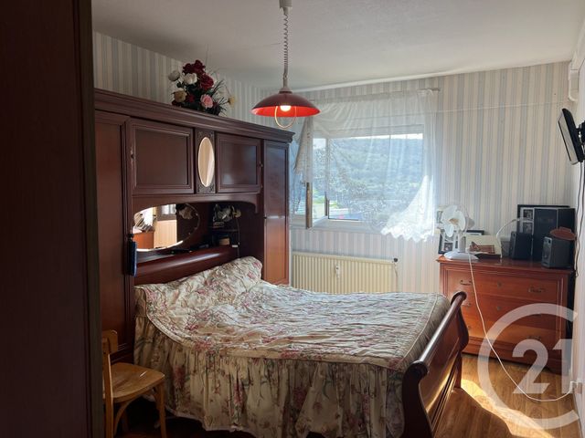 Appartement T4 à vendre - 4 pièces - 80.55 m2 - LONS LE SAUNIER - 39 - FRANCHE-COMTE - Century 21 Avenir Immobilier