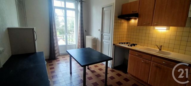 Appartement T3 à vendre - 3 pièces - 84.31 m2 - LONS LE SAUNIER - 39 - FRANCHE-COMTE - Century 21 Avenir Immobilier