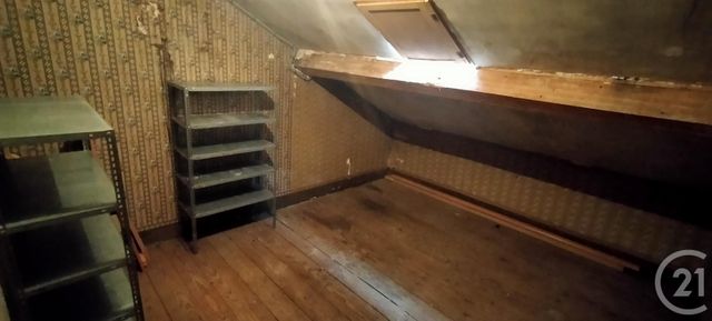 Appartement T3 à vendre - 3 pièces - 84.31 m2 - LONS LE SAUNIER - 39 - FRANCHE-COMTE - Century 21 Avenir Immobilier