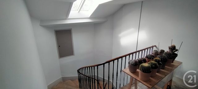 Appartement T3 à vendre - 3 pièces - 84.31 m2 - LONS LE SAUNIER - 39 - FRANCHE-COMTE - Century 21 Avenir Immobilier