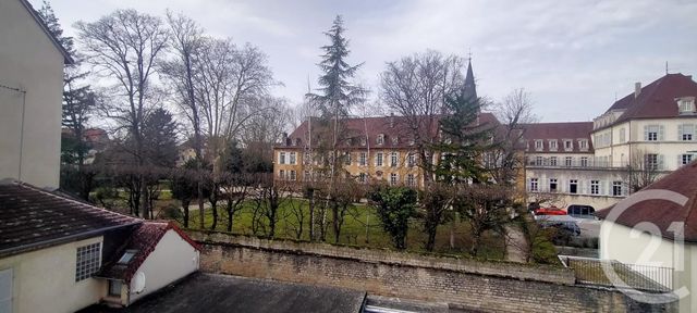 Appartement T3 à vendre - 3 pièces - 84.31 m2 - LONS LE SAUNIER - 39 - FRANCHE-COMTE - Century 21 Avenir Immobilier