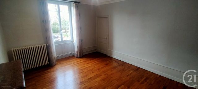 Appartement T3 à vendre - 3 pièces - 84.31 m2 - LONS LE SAUNIER - 39 - FRANCHE-COMTE - Century 21 Avenir Immobilier