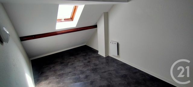 Appartement à louer - 4 pièces - 74.49 m2 - LONS LE SAUNIER - 39 - FRANCHE-COMTE - Century 21 Avenir Immobilier