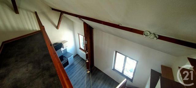 Appartement à louer - 4 pièces - 74.49 m2 - LONS LE SAUNIER - 39 - FRANCHE-COMTE - Century 21 Avenir Immobilier