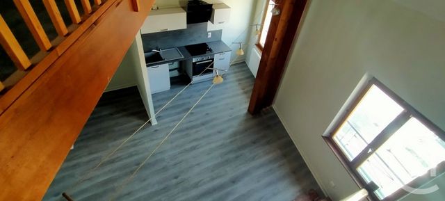 Appartement à louer - 4 pièces - 74.49 m2 - LONS LE SAUNIER - 39 - FRANCHE-COMTE - Century 21 Avenir Immobilier