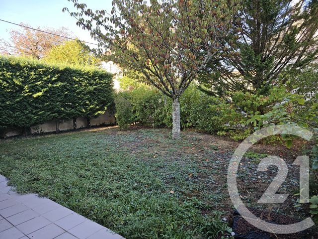 Appartement T5 à vendre - 5 pièces - 108.87 m2 - LONS LE SAUNIER - 39 - FRANCHE-COMTE - Century 21 Avenir Immobilier