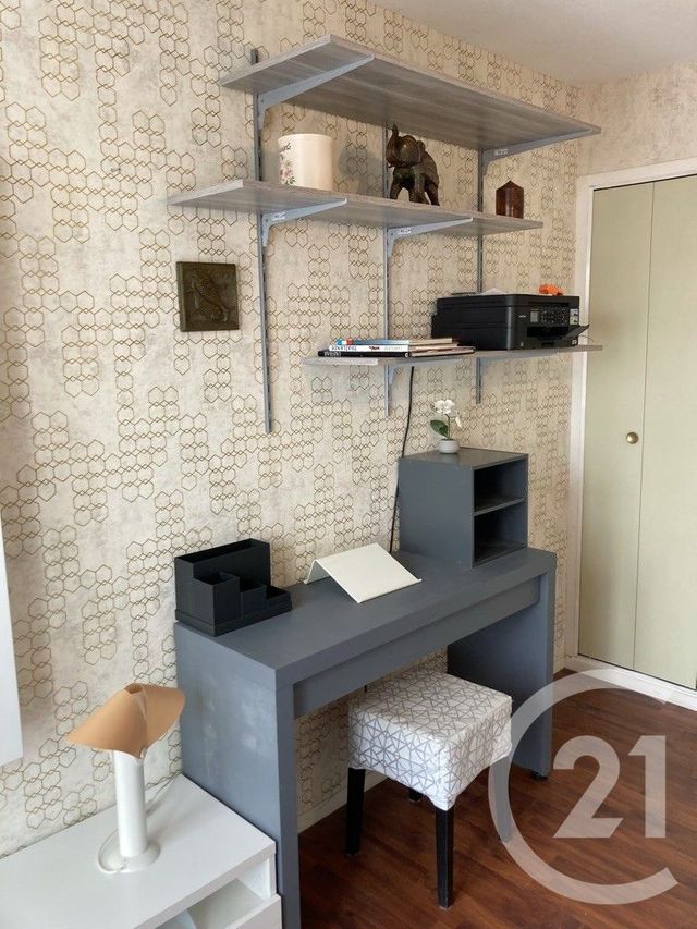 Appartement F5 à vendre - 5 pièces - 100.0 m2 - LONS LE SAUNIER - 39 - FRANCHE-COMTE - Century 21 Avenir Immobilier