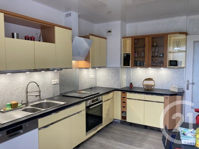 Appartement F5 à vendre - 5 pièces - 100.0 m2 - LONS LE SAUNIER - 39 - FRANCHE-COMTE - Century 21 Avenir Immobilier