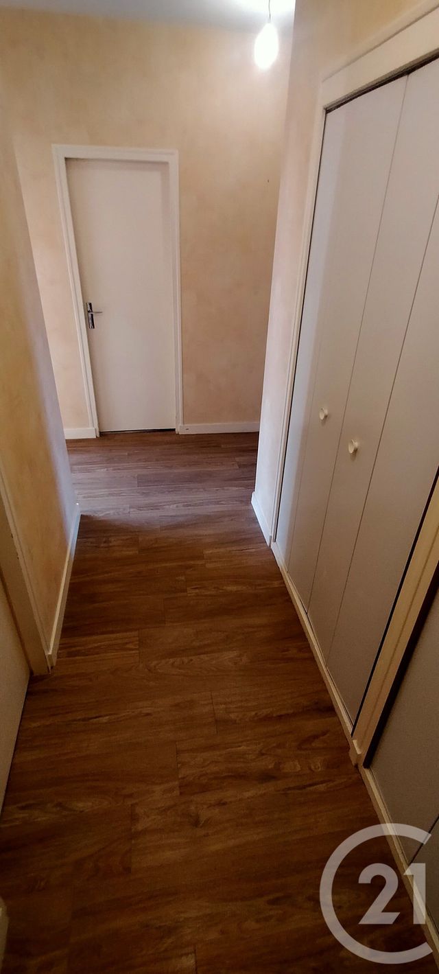 Appartement F4 à vendre - 4 pièces - 94.12 m2 - LONS LE SAUNIER - 39 - FRANCHE-COMTE - Century 21 Avenir Immobilier