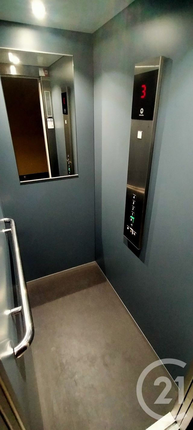 Appartement F4 à vendre - 4 pièces - 94.12 m2 - LONS LE SAUNIER - 39 - FRANCHE-COMTE - Century 21 Avenir Immobilier