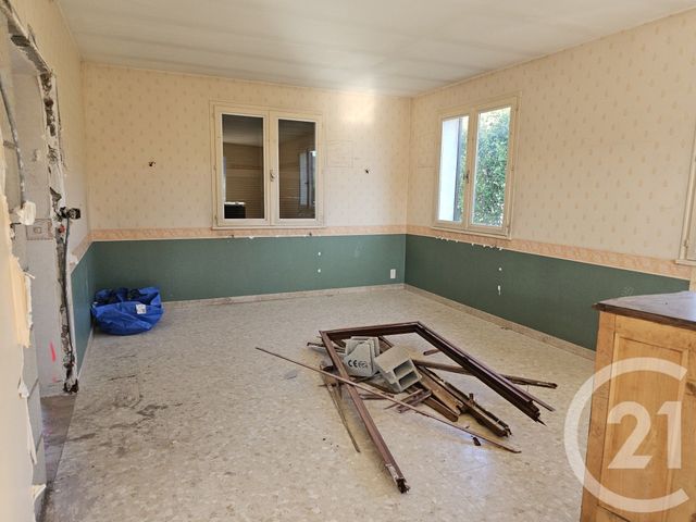 Appartement T2 à vendre - 2 pièces - 41.7 m2 - PERRIGNY - 39 - FRANCHE-COMTE - Century 21 Avenir Immobilier