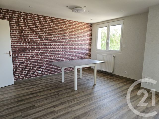 Appartement F3 à vendre - 4 pièces - 72.0 m2 - PERRIGNY - 39 - FRANCHE-COMTE - Century 21 Avenir Immobilier