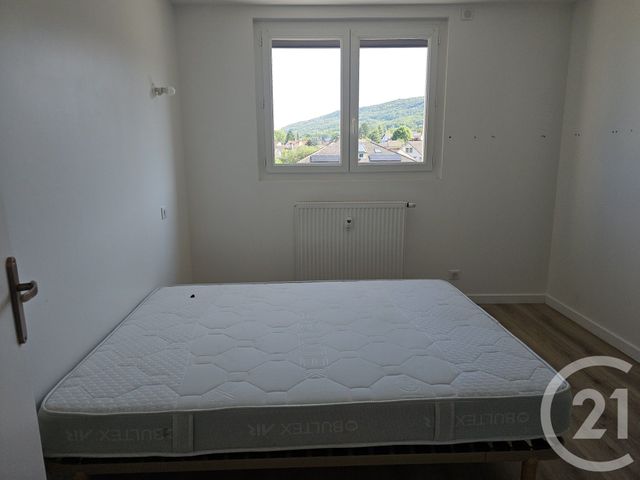 Appartement F3 à vendre - 4 pièces - 72.0 m2 - PERRIGNY - 39 - FRANCHE-COMTE - Century 21 Avenir Immobilier