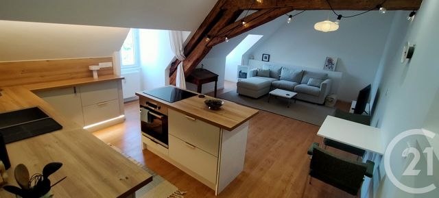 Appartement à louer - 2 pièces - 48.69 m2 - LONS LE SAUNIER - 39 - FRANCHE-COMTE - Century 21 Avenir Immobilier