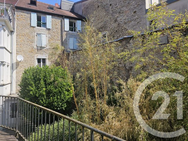 Immeuble à vendre LONS LE SAUNIER