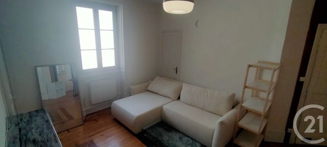 Appartement à louer - 2 pièces - 56.77 m2 - LONS LE SAUNIER - 39 - FRANCHE-COMTE - Century 21 Avenir Immobilier