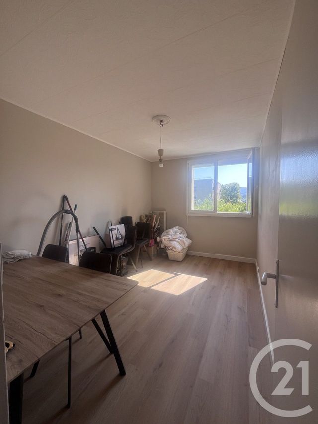 Appartement à vendre - 3 pièces - 55.92 m2 - LONS LE SAUNIER - 39 - FRANCHE-COMTE - Century 21 Avenir Immobilier